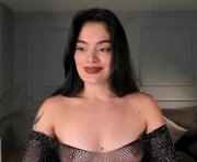 giaferrera_ is a 99 year old female webcam sex model.