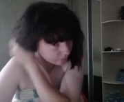 aliddas is a 30 year old female webcam sex model.