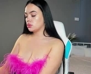 kimmy_jenner is a 20 year old female webcam sex model.