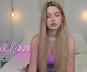 victoria_karma is a 19 year old female webcam sex model.