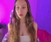 _creammpie_ is a 18 year old female webcam sex model.