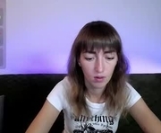 lilian_smit is a  year old female webcam sex model.